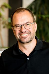 Dr. Dan Voytas